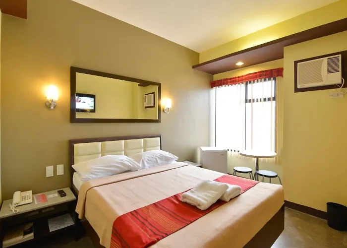 Hotel Express Mabolo 3*