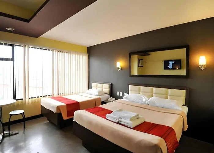 Hotel Express Mabolo 3*