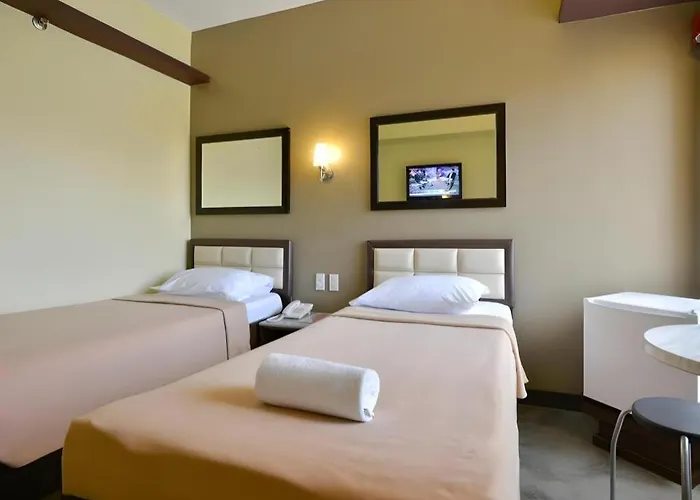 Hotel Express Mabolo 3*